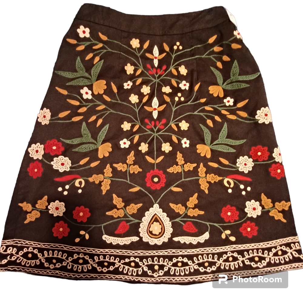 Eshakti Custom Wayward Fancies Floral Embroidered Embellished A-line Skirt - Picture 2 of 11